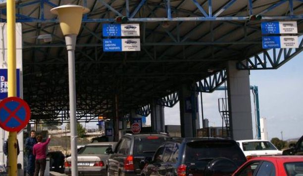 Parlamenti grek miraton marreveshjen: Patentat shqiptare do njihen edhe ne Greqi